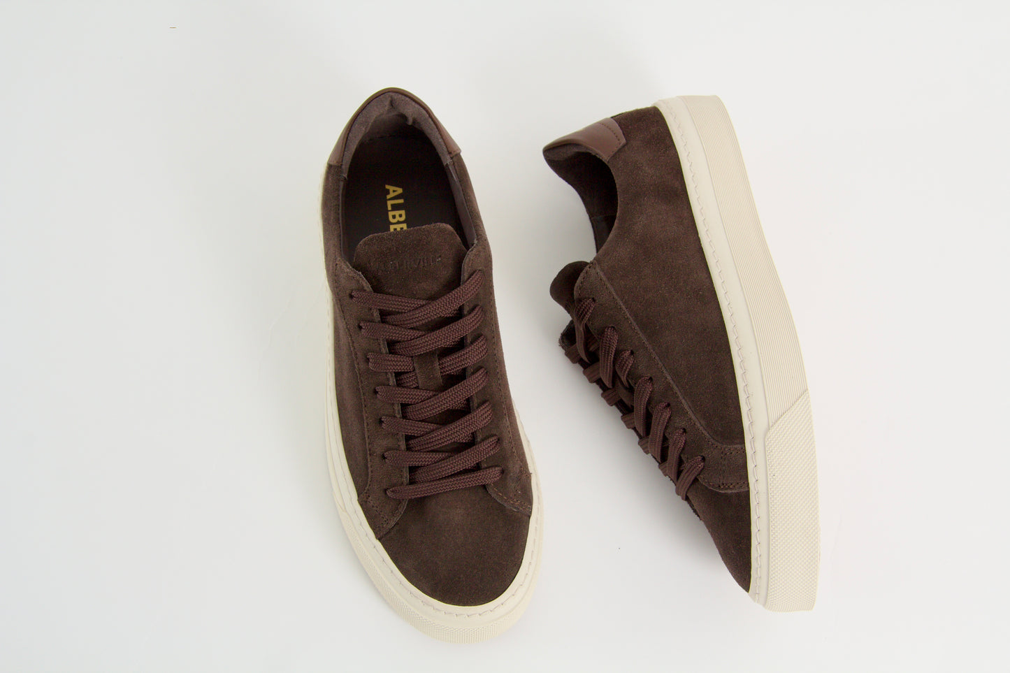 Wilde Sneakers Mörkbrun Mocka