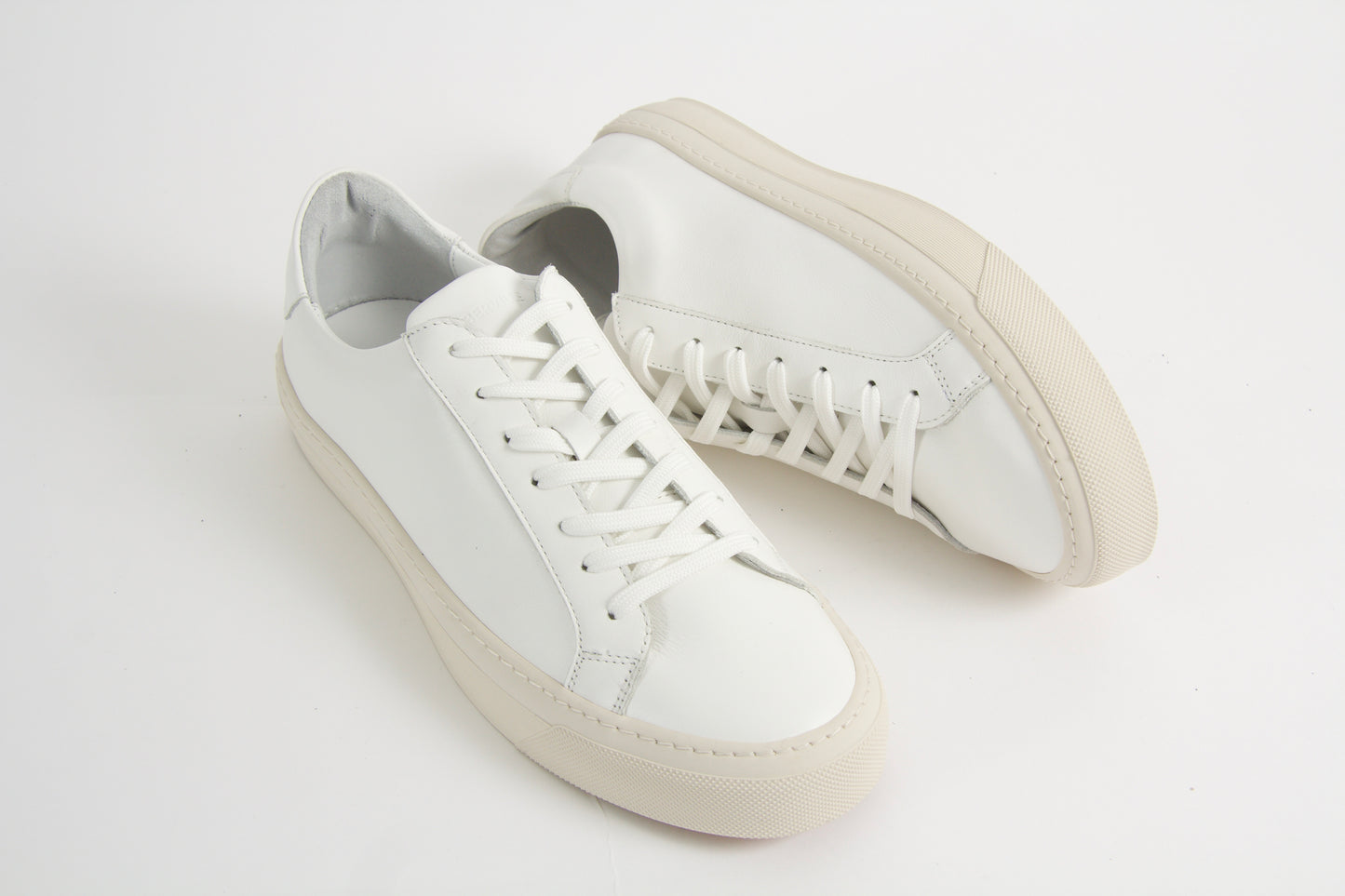 Wille Sneakers Vitt Läder