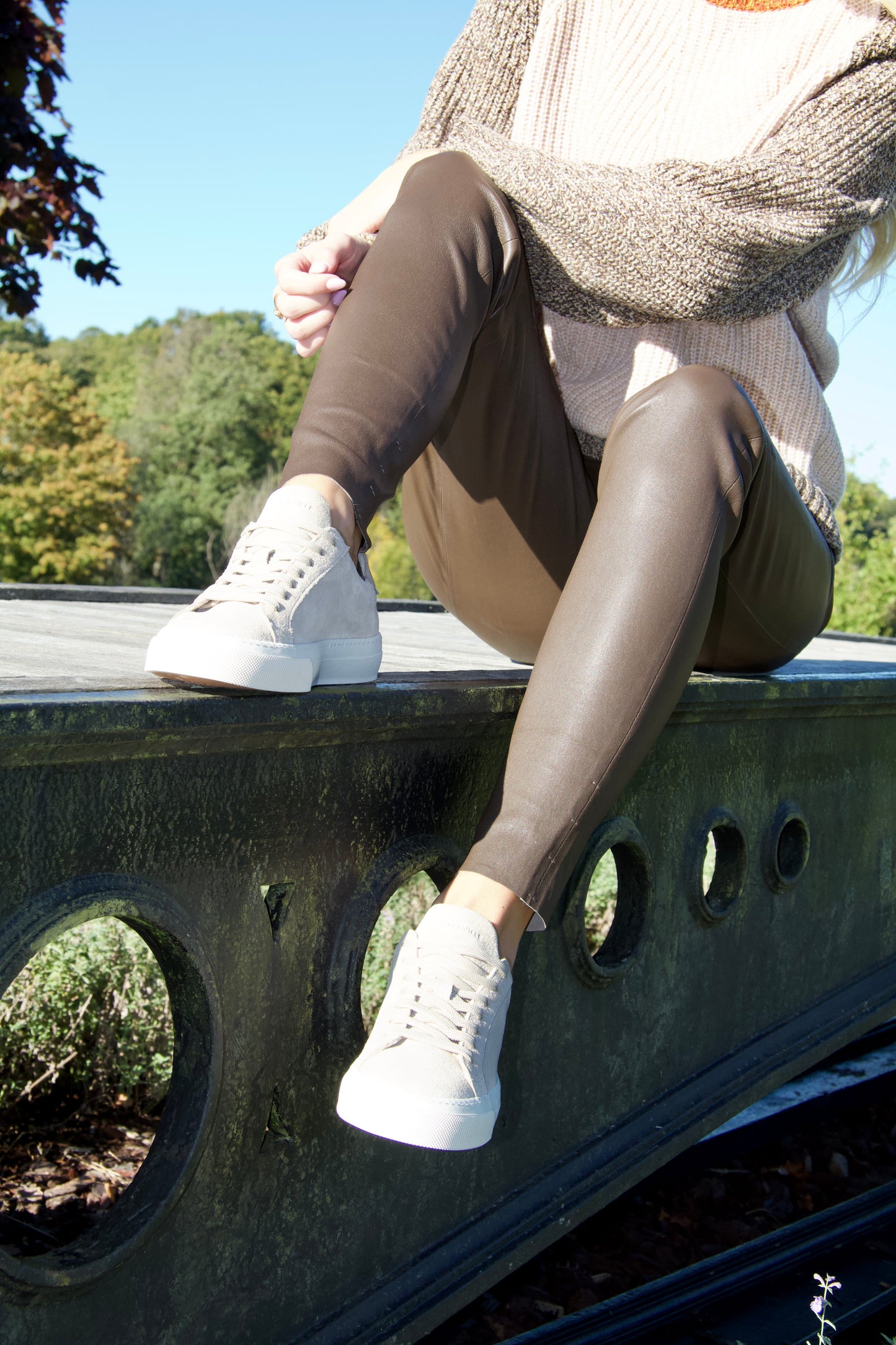 Wilde Sand Beige Suede Sneakers