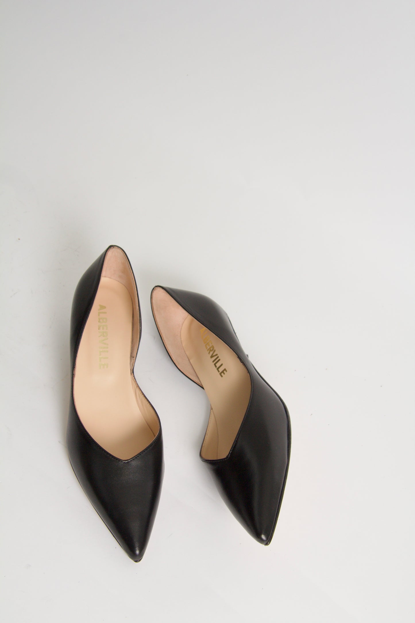 Ylva Black Pumps