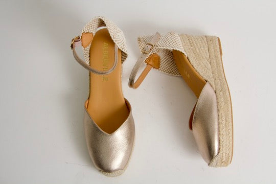 Victoria Guld Espadrillos med Kilklack