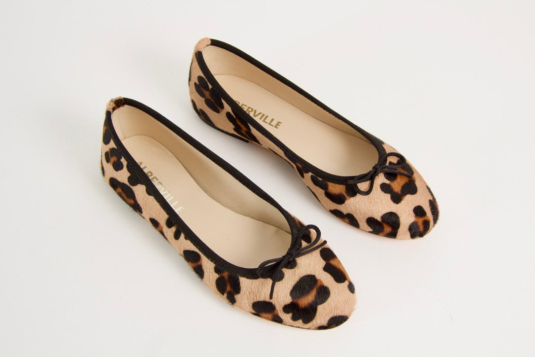 Vanessa Ballerinasko i Leopard