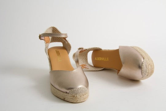 Victoria Guld Espadrillos med Kilklack