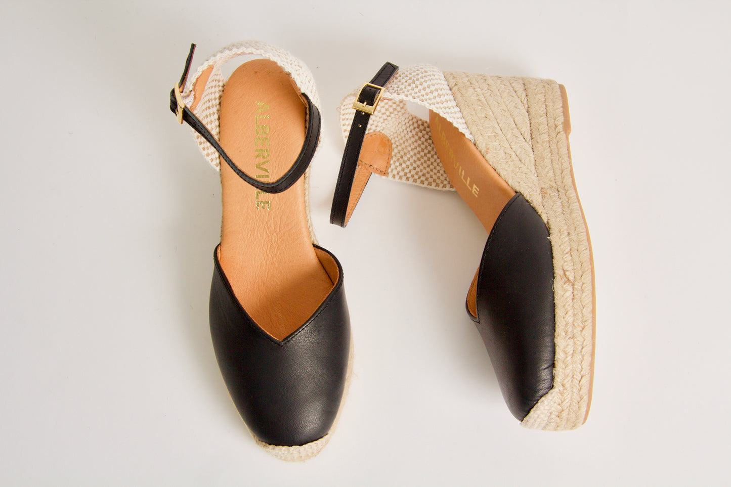 Victoria Svarta Espadrillos med Kilklack