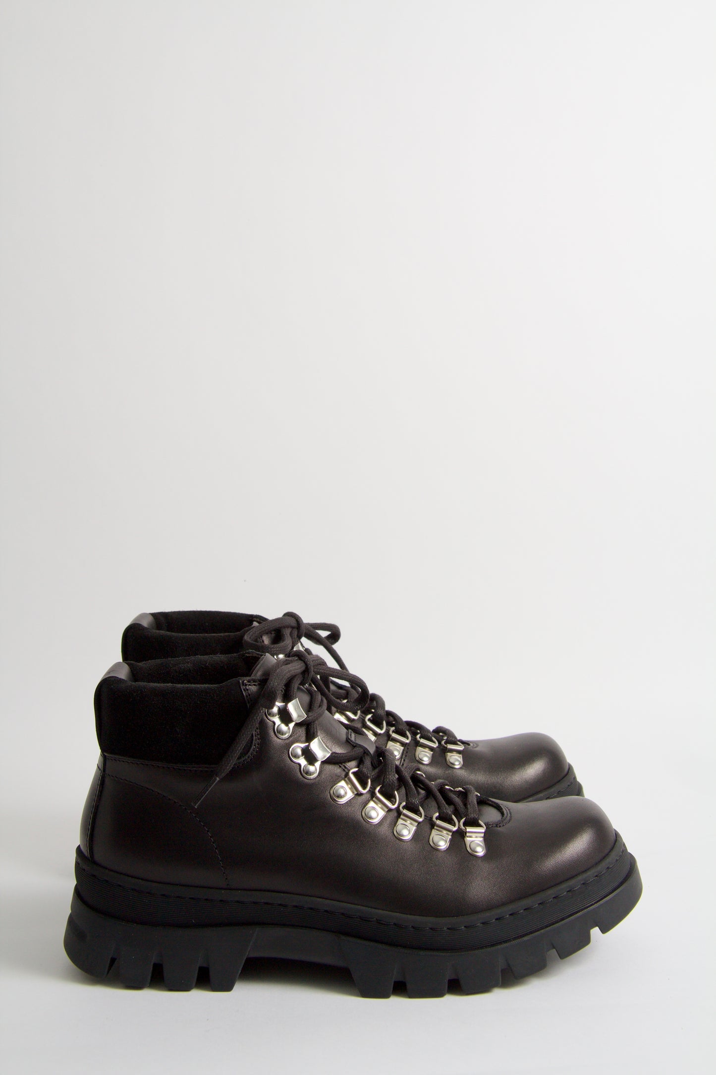 Wiggo Black Lace-up Boots