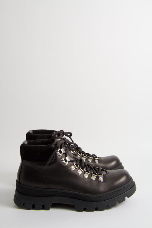 Wiggo Black Lace-up Boots