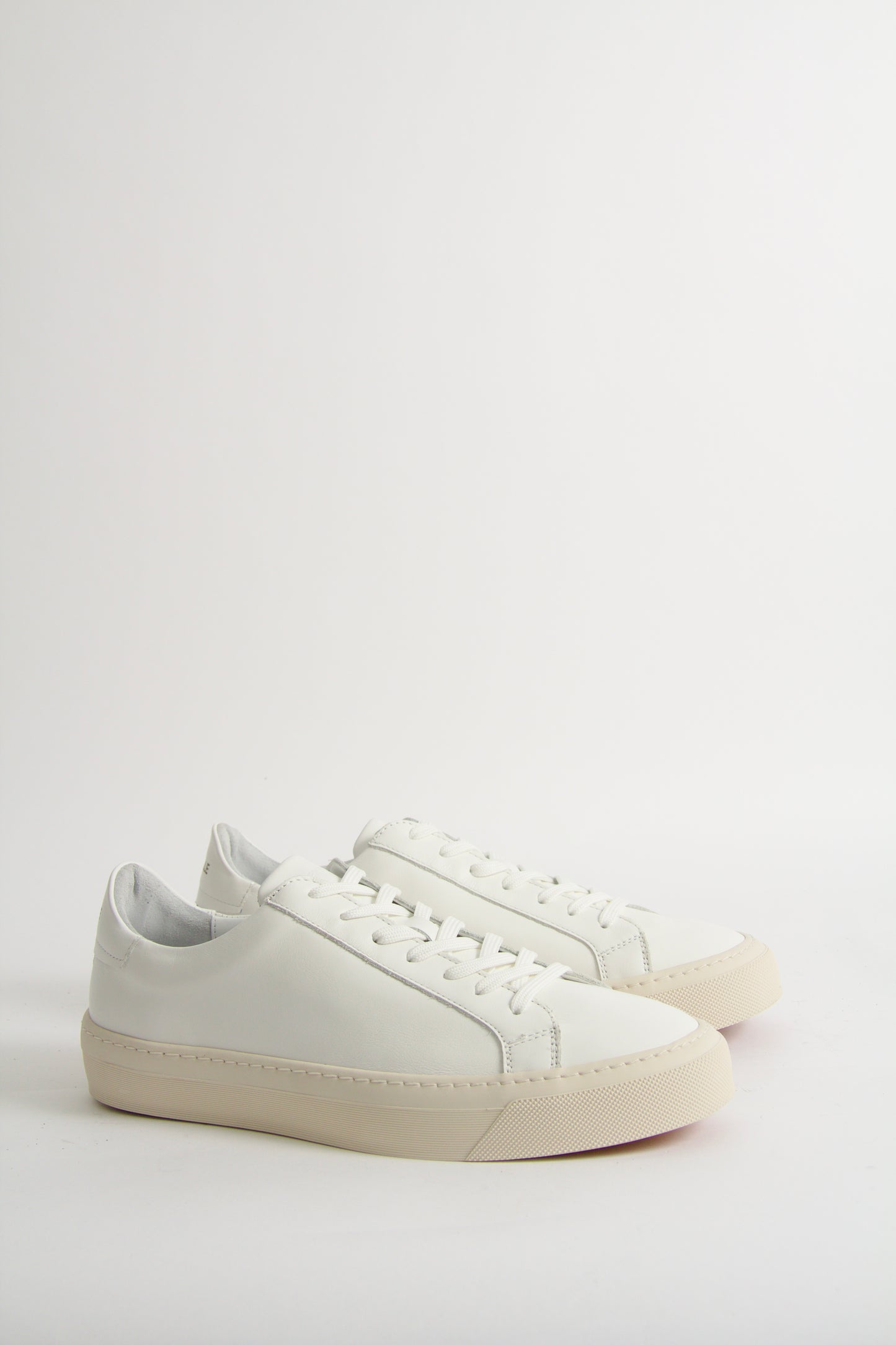 Wille Men's White Sneakers