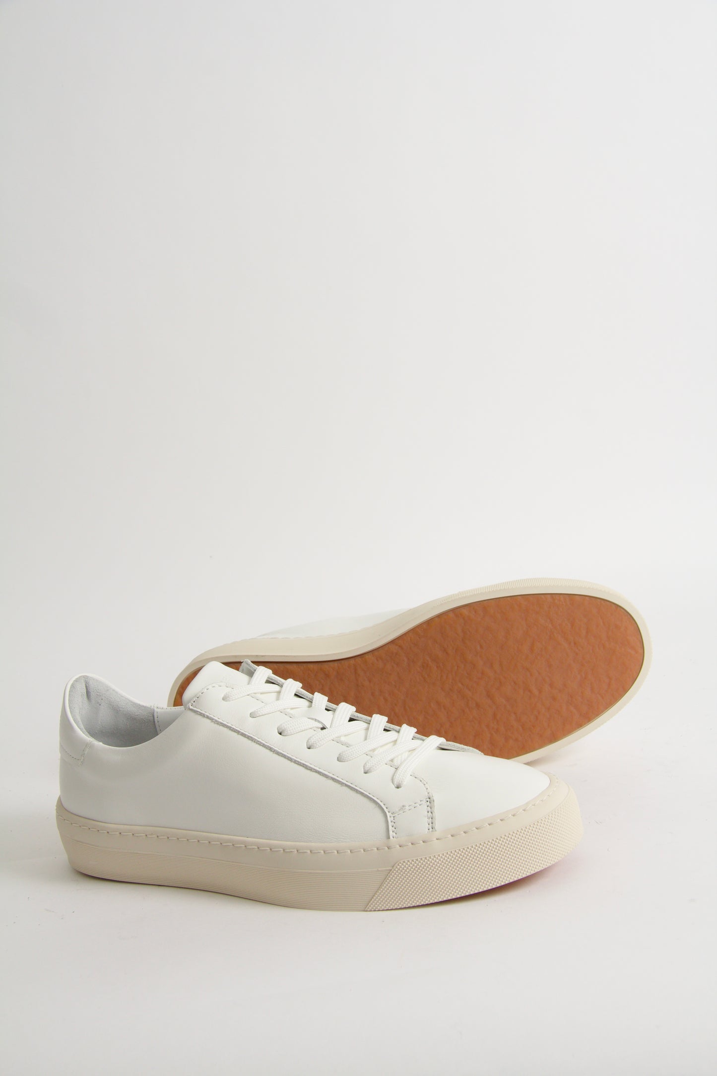 Wille Men's White Sneakers