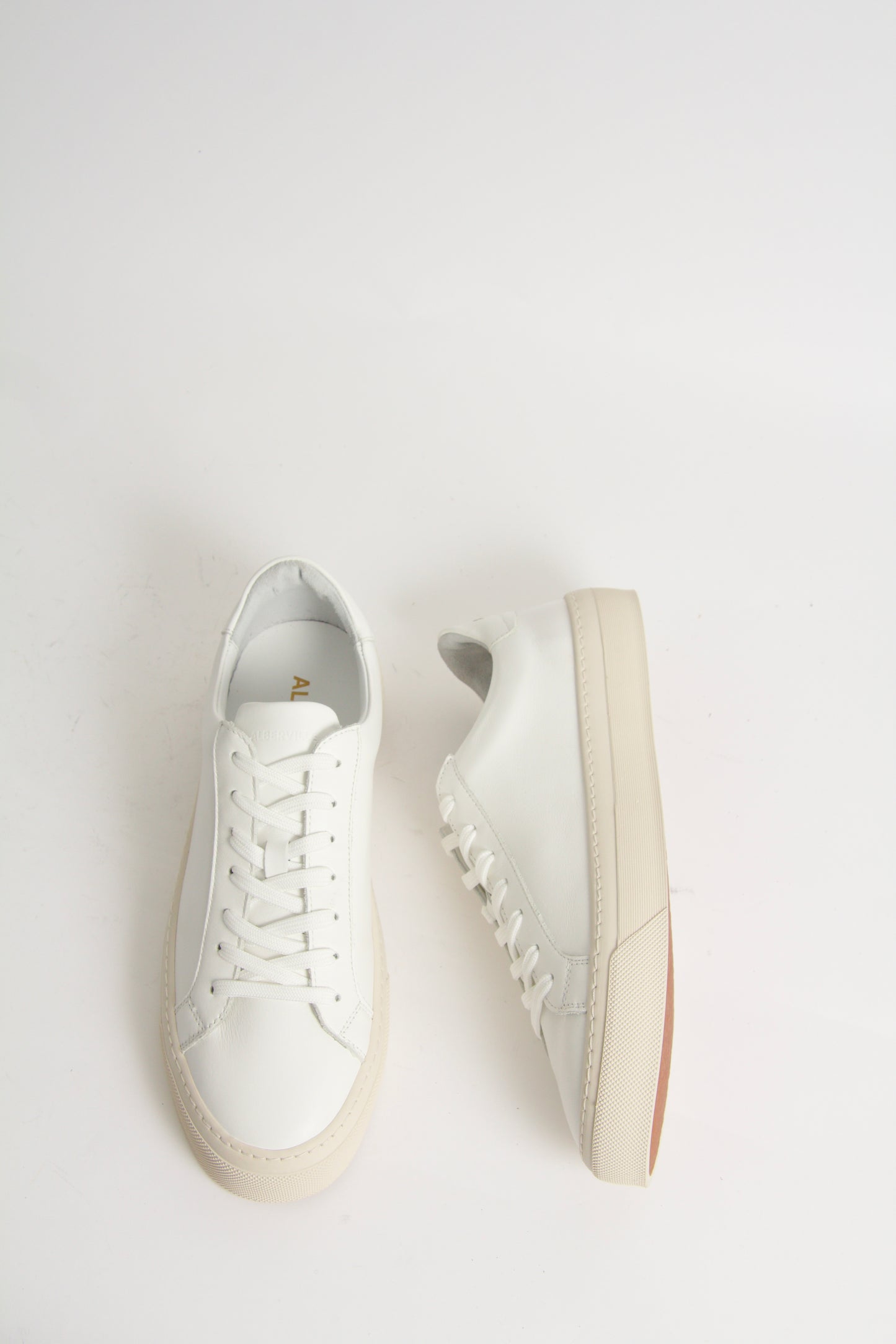 Wille Men's White Sneakers