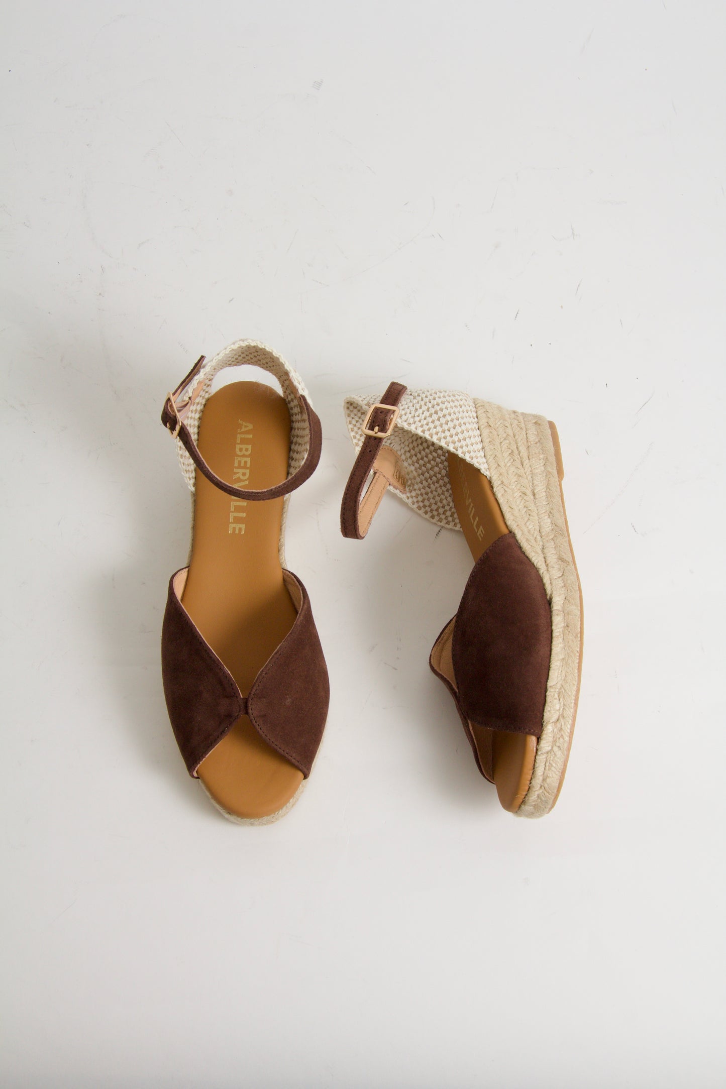 Yahia Mörkbrun Mocka Espadrillos med Kilklack