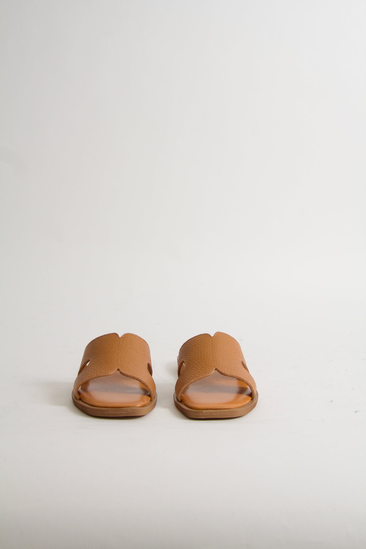 Yvon Cognac Brown Leather Sandals