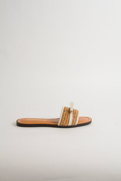 Yonis Sandaler i Offwhite + Naturfärgad Bast
