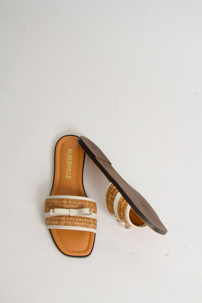 Yonis Sandaler i Offwhite + Naturfärgad Bast