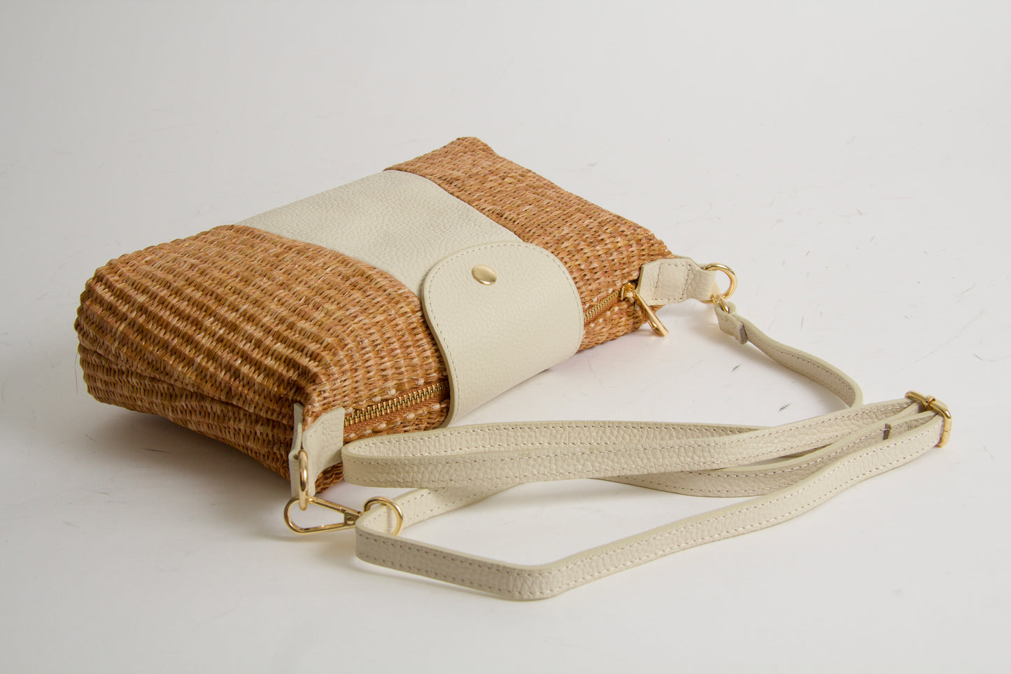 Scarlet Baguette Bag Natur + Offwhite Handväska