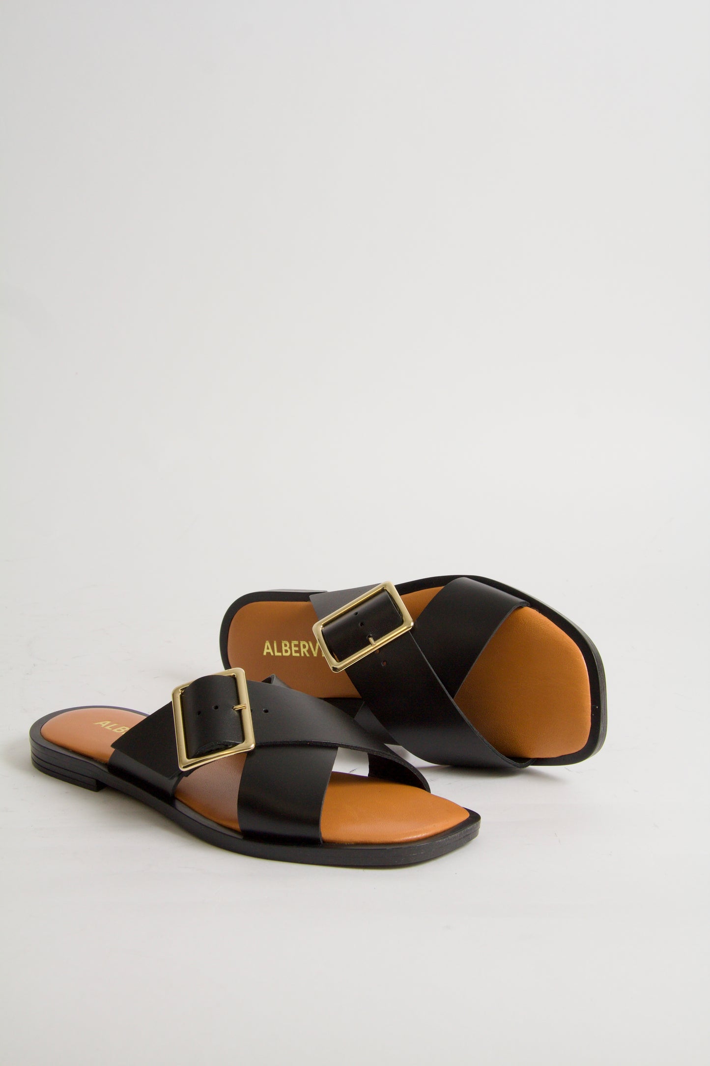 Yumi Black Leather Sandals