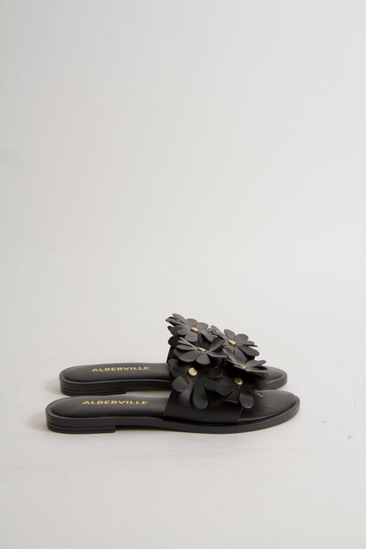 Yamama Black Leather Sandals