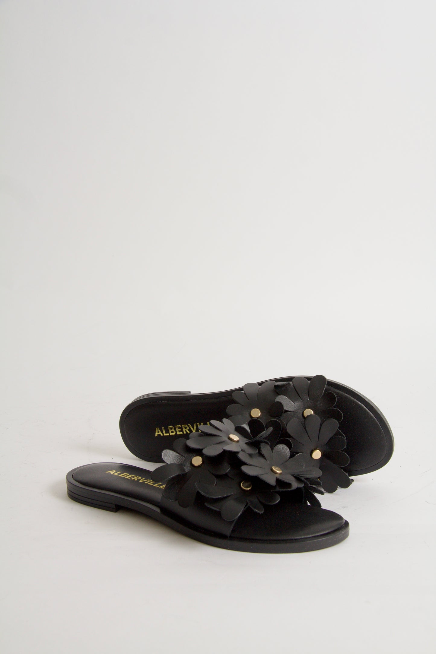 Yamama Black Leather Sandals