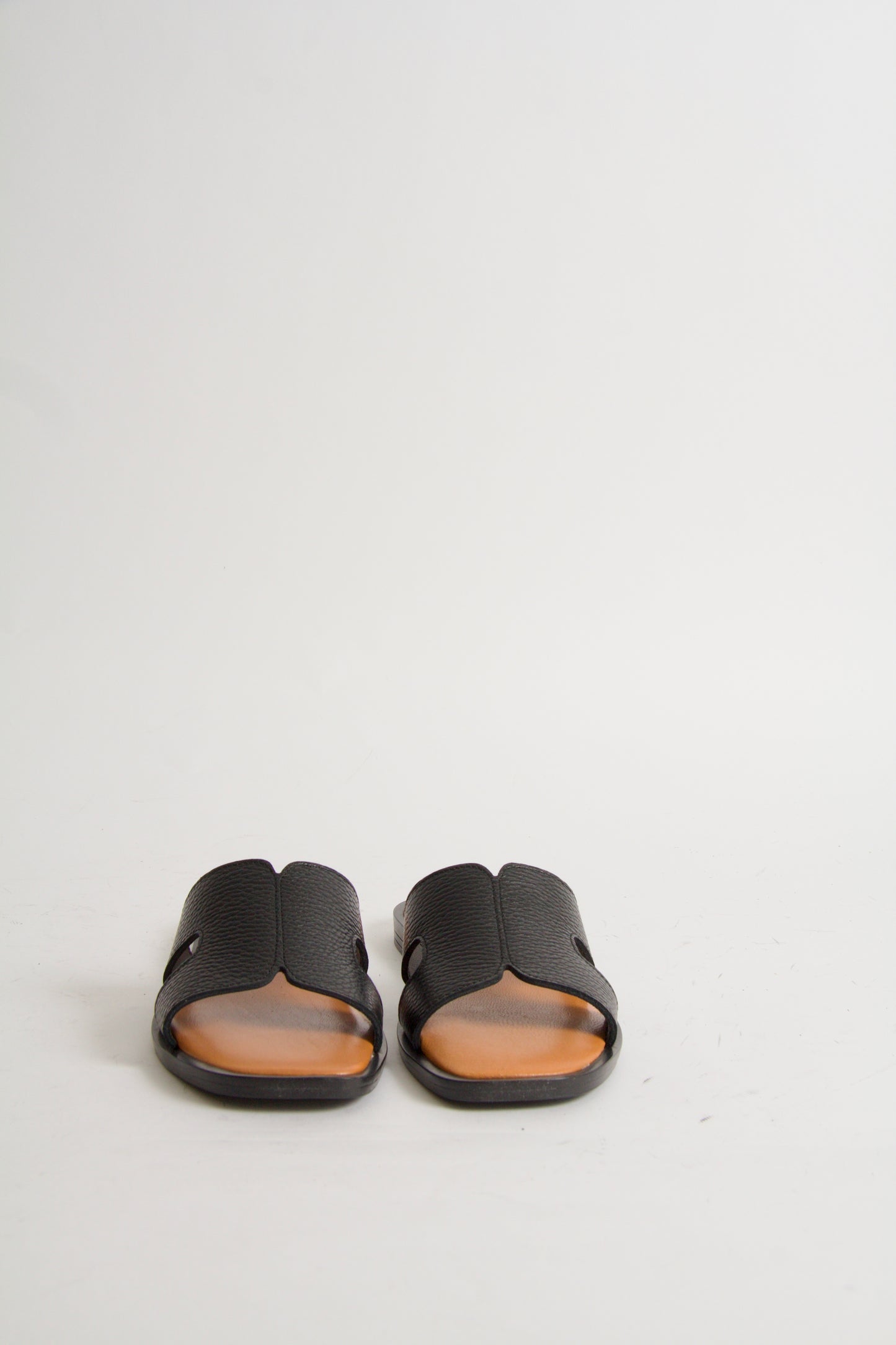 Yvon Black Leather Sandals