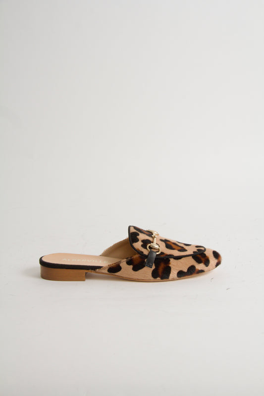 Olivia Leo Slip-on loafers