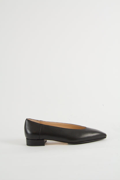 Zia Black Flat Pumps